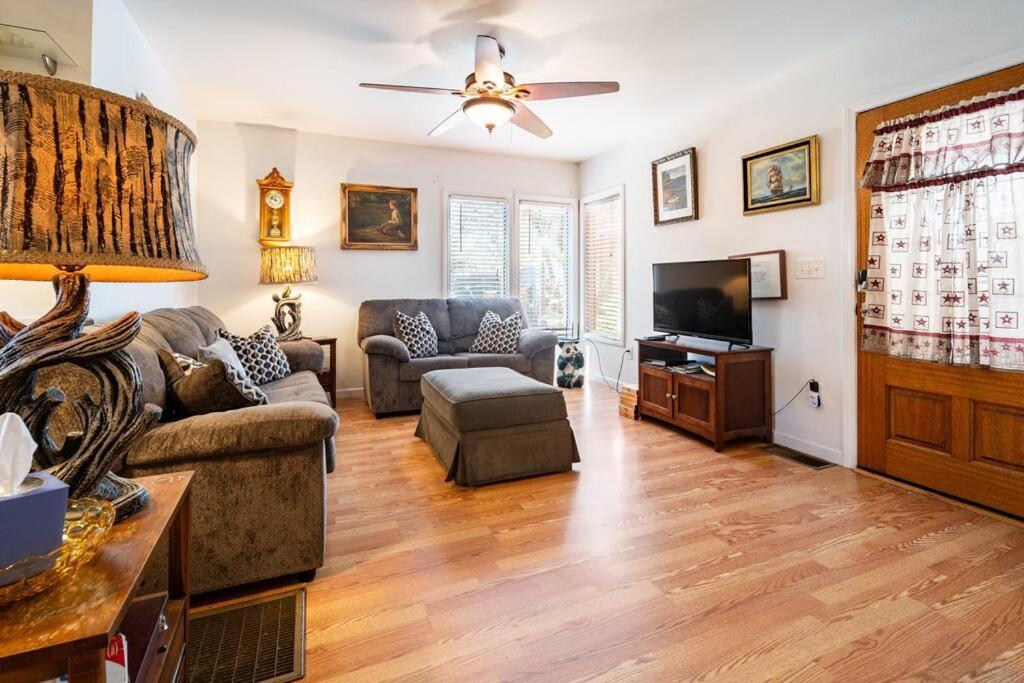 Serenity House Near Gaslamp, San Diego Zoo & Petco ภายนอก รูปภาพ